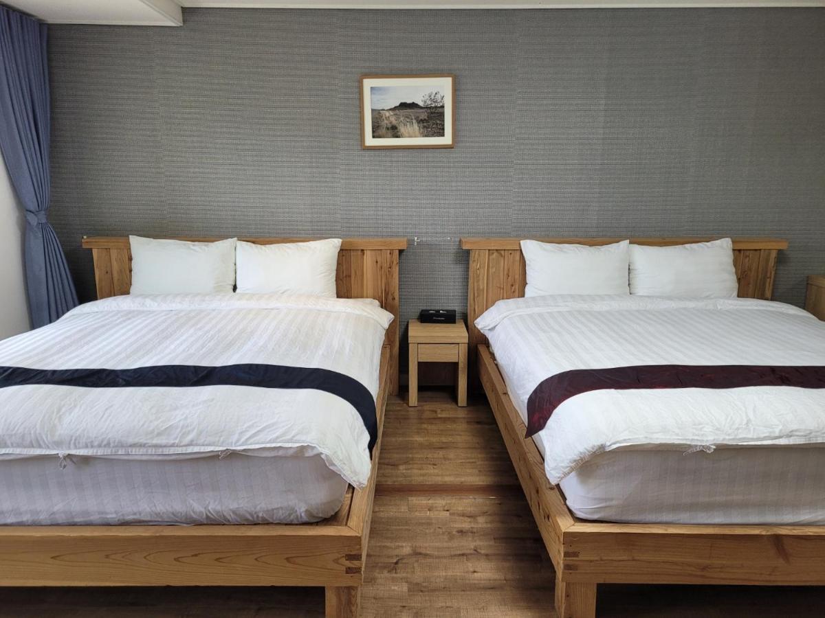 Cheonjiyeon Crystal Hotel Seogwipo Dış mekan fotoğraf