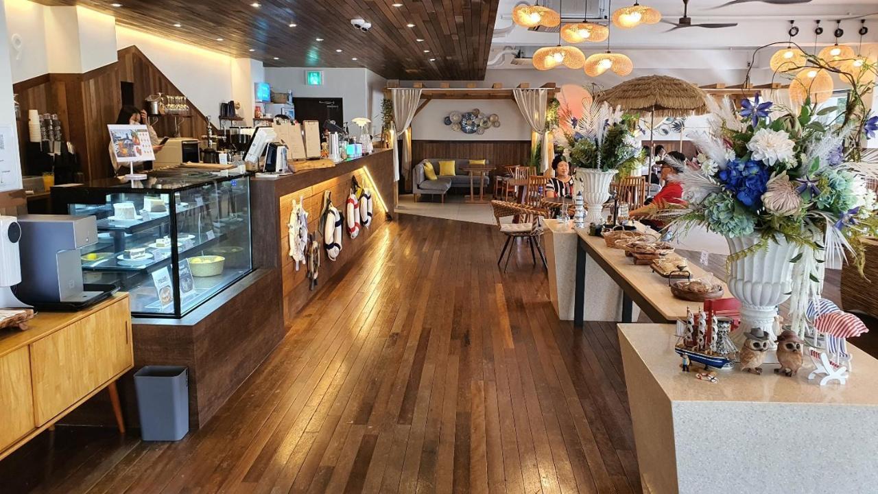 Cheonjiyeon Crystal Hotel Seogwipo Dış mekan fotoğraf