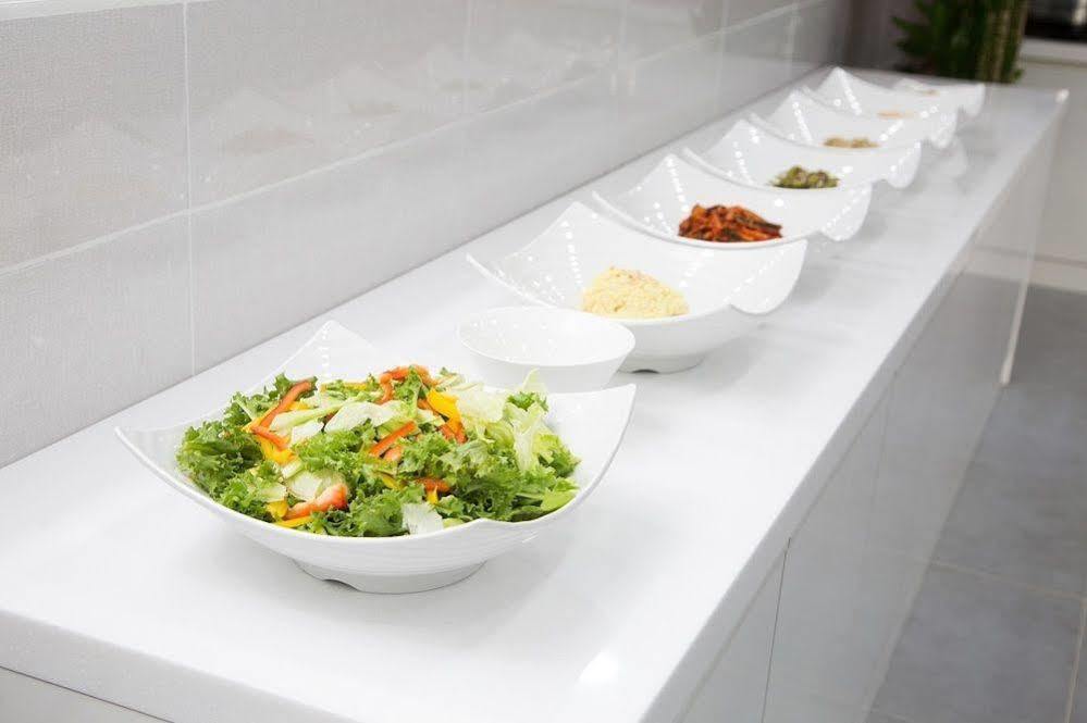 Cheonjiyeon Crystal Hotel Seogwipo Dış mekan fotoğraf